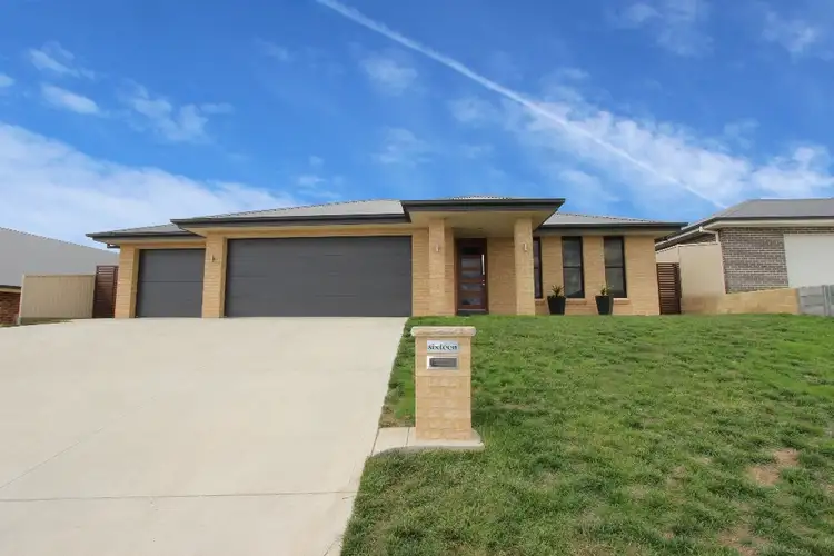 Main view of Homely house listing, 16 Gibsone Drive, Kelso NSW 2795