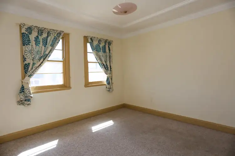 Fifth view of Homely house listing, 16 Oakes Street, Bathurst NSW 2795