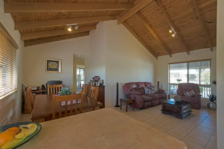 4 / 20 Vasey Street, Avenell Heights QLD 4670