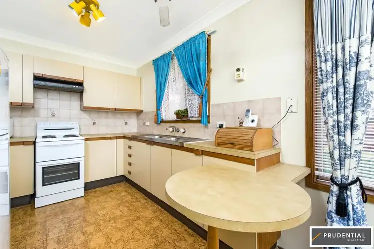 Fourth view of Homely villa listing, 18/201 Oxford Road, Ingleburn NSW 2565