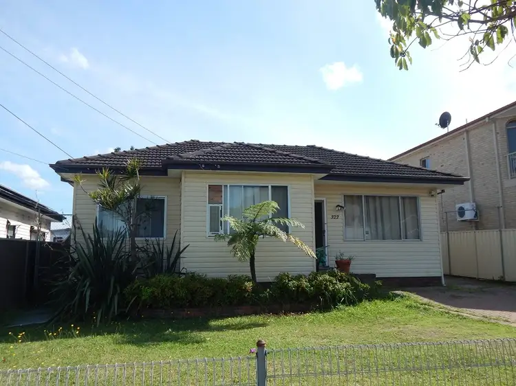 322 Brenan Street, Smithfield NSW 2164