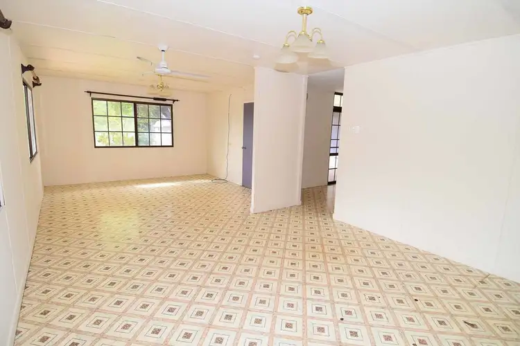 Sixth view of Homely house listing, 10 Wherry Close, Charters Towers QLD 4820