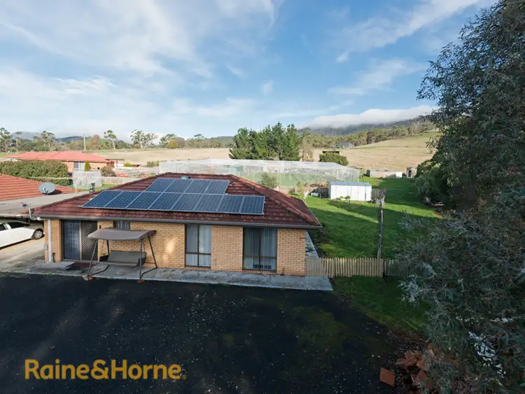 2/9 Gillies Road, Claremont TAS 7011