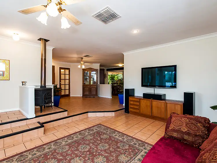 Fourth view of Homely house listing, 2 Walton Crescent, Mundijong WA 6123