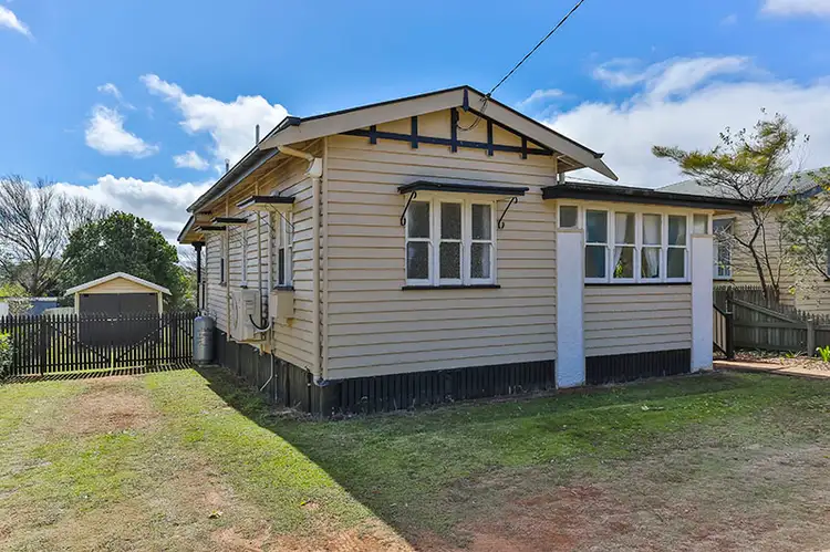 17 Dalmeny Street, Wilsonton QLD 4350