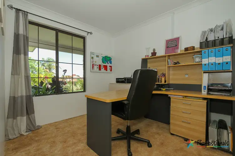 Fourth view of Homely house listing, 4 Farnell Place, Alexander Heights WA 6064