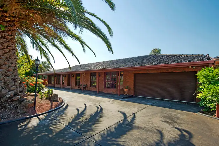 24 Glencairn Drive, Greenvale VIC 3059