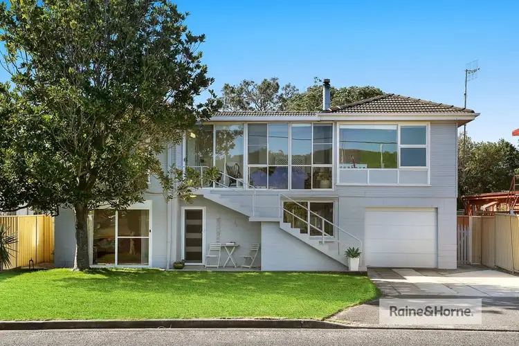 6 Carawa Street, Umina Beach NSW 2257