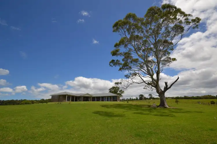 55 Greenmeadow Lane, Nowra Hill NSW 2540