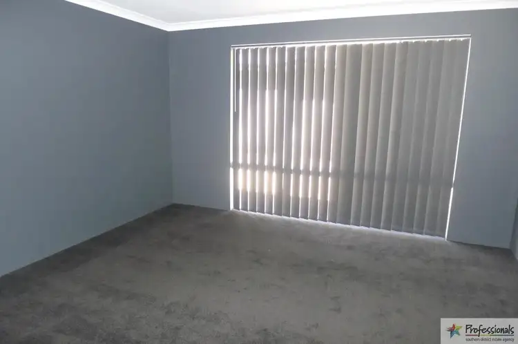 Sixth view of Homely house listing, 8 Bolton Way, Collie WA 6225
