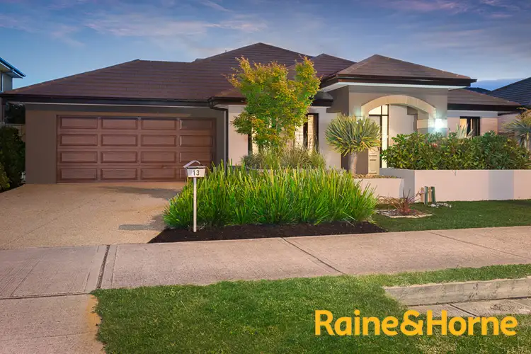 13 Brookwater Pde, Lyndhurst VIC 3975