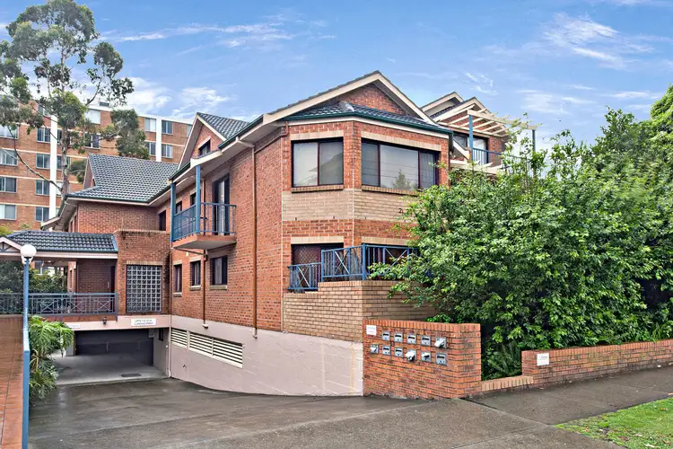 10/21-23 Clarence Street, Burwood NSW 2134