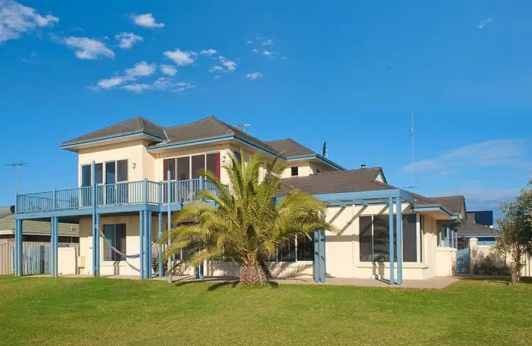 944 Geographe Bay Road, Geographe WA 6280