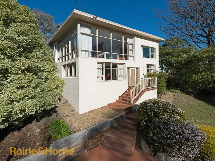252 Lenah Valley Road, Lenah Valley TAS 7008