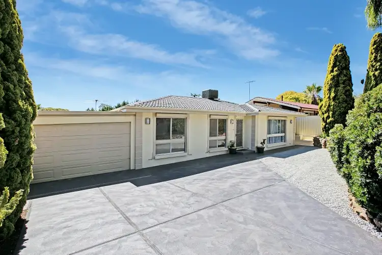 28 Wynn Vale Drive, Gulfview Heights SA 5096