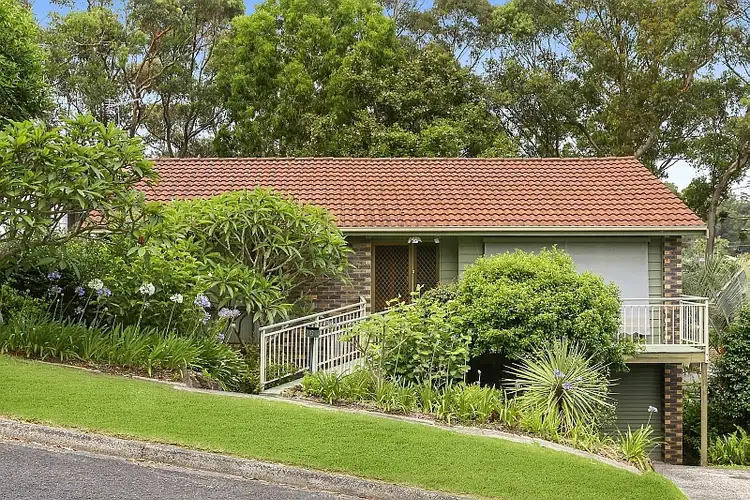 6 Llewellyn Street, Saratoga NSW 2251