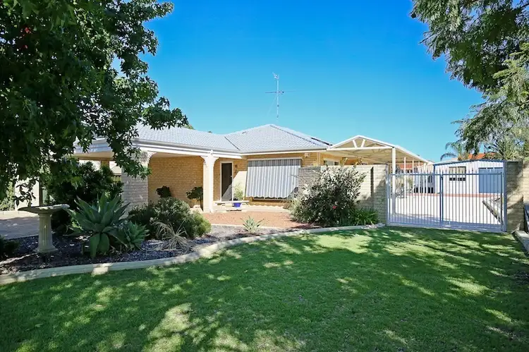 29 Newport Drive, Dudley Park WA 6210