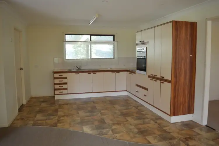 Second view of Homely house listing, 5 Logan Court, Plainland QLD 4341