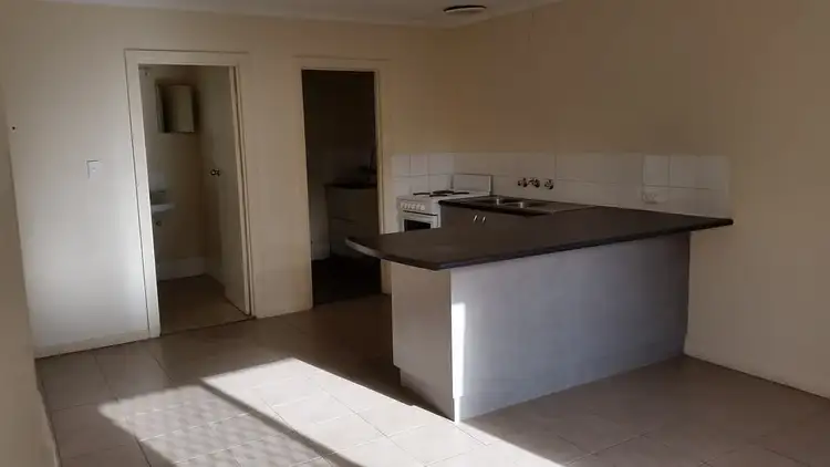 Second view of Homely house listing, 5/86 James Avenue, Renmark SA 5341