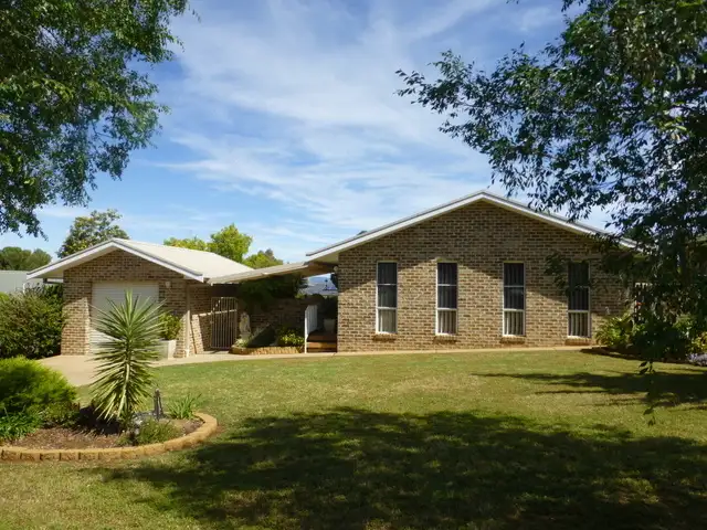Main view of Homely house listing, 13 Hillcrest Avenue, Parkes NSW 2870