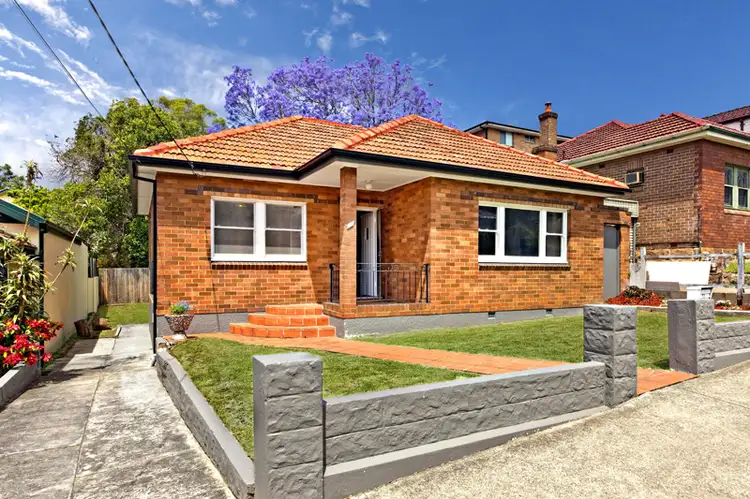 32 Sibbick Street, Russell Lea NSW 2046