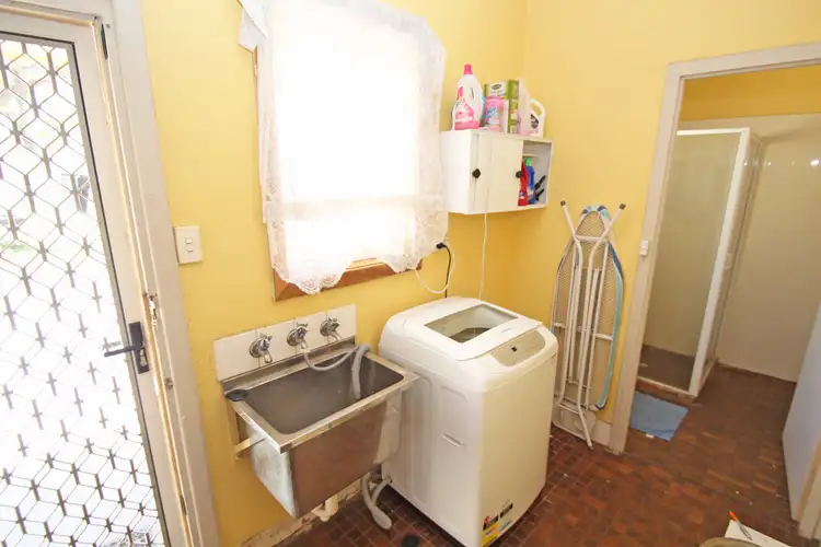 Fifth view of Homely house listing, 33 Twentieth Street, Renmark SA 5341