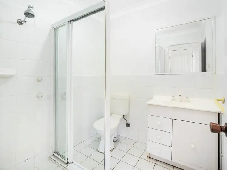 Fifth view of Homely unit listing, 6/102 Central Road, Unanderra NSW 2526