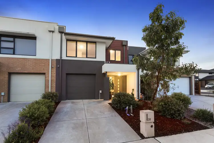 28 Evans Drive, Croydon VIC 3136
