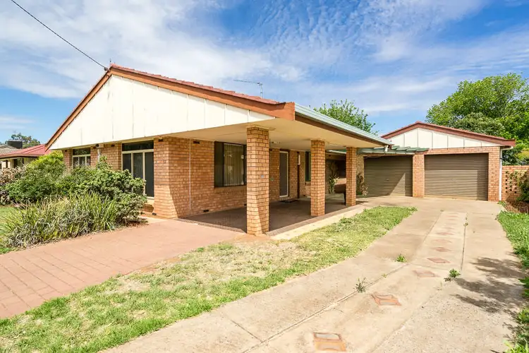 17 Emerald Street, Dubbo NSW 2830
