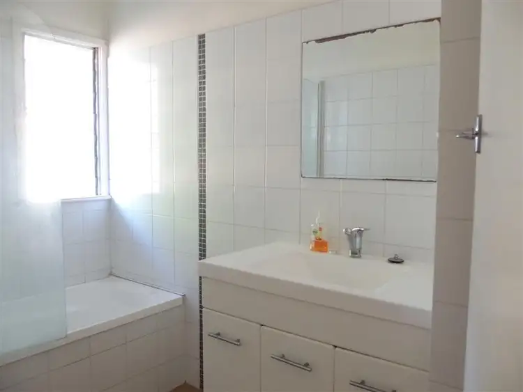 Seventh view of Homely unit listing, 2/45 Opal Street, Emerald QLD 4720
