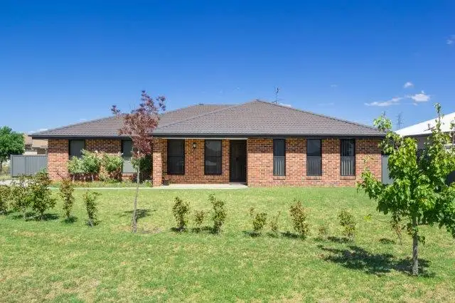 Main view of Homely house listing, 4 Emu Close, Tamworth NSW 2340