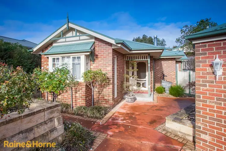 Second view of Homely house listing, 20 Dadswell Court, Sunbury VIC 3429
