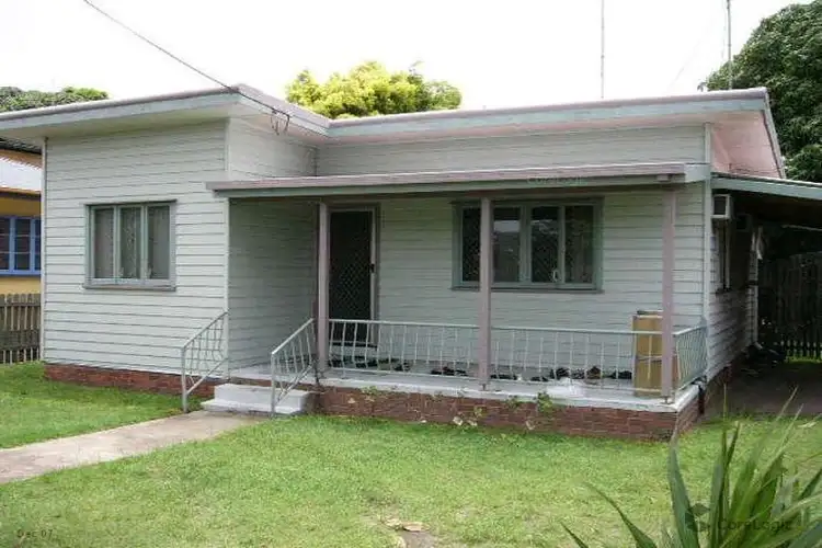 12 GILMOUR LANE, Southport QLD 4215