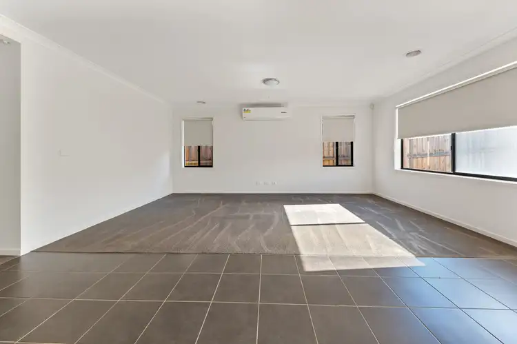 Fifth view of Homely house listing, 9 Kingview Place, Mernda VIC 3754