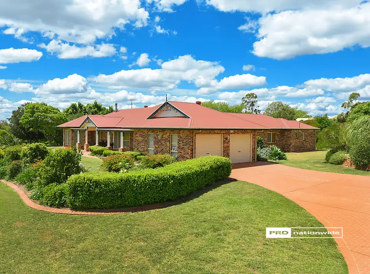 24 Hamzah Drive, Cotswold Hills QLD 4350