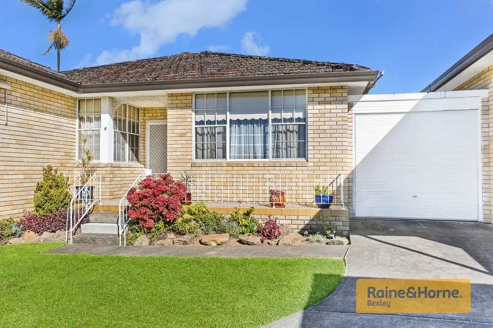 Main view of Homely villa listing, 4/61-63 Mimosa St, Bexley NSW 2207