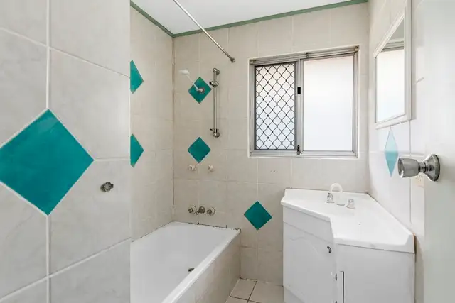 Seventh view of Homely house listing, 2 Dorsey Crescent, Bundamba QLD 4304