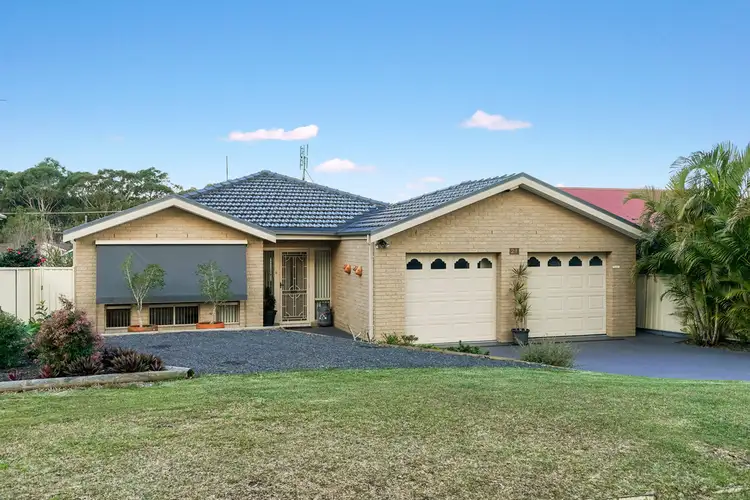 Main view of Homely house listing, 21 Annabel Avenue, Lake Munmorah NSW 2259
