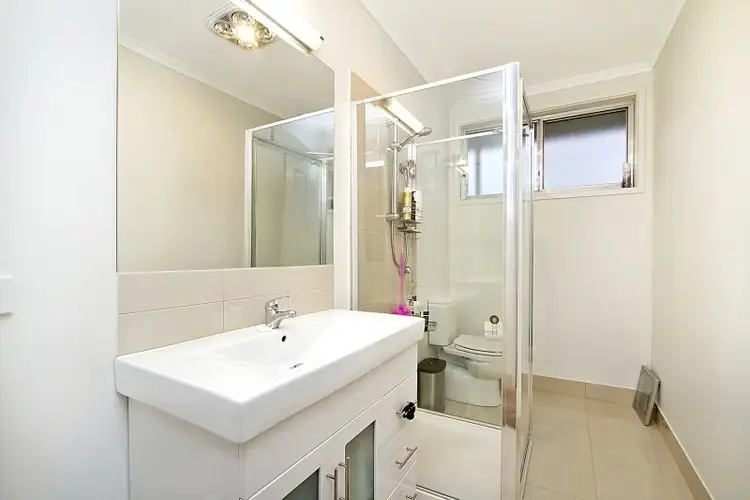 Seventh view of Homely house listing, 6 Marshall Crescent, Kennington VIC 3550