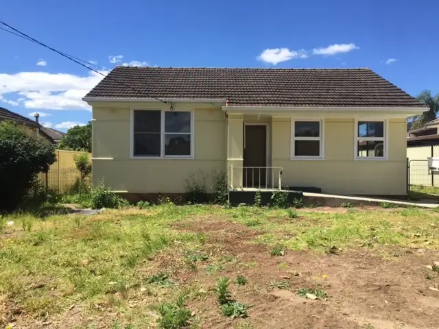 18 POMONA AVENUE, Greenacre NSW 2190