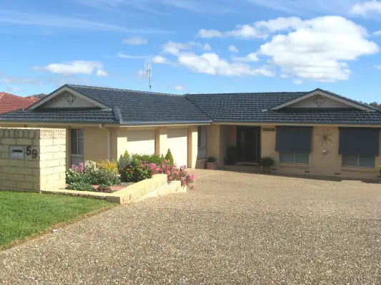 59 Templemore, Young NSW 2594