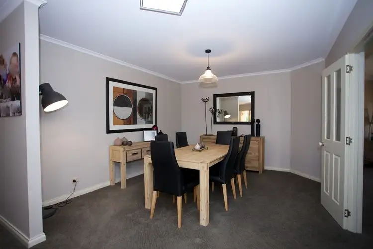 Sixth view of Homely house listing, 2 Perkins Court, Horsham VIC 3400