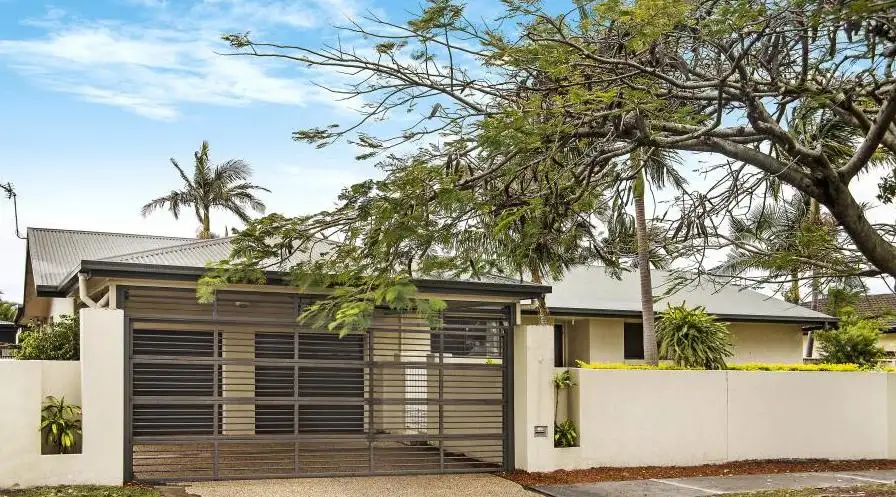Main view of Homely house listing, 204 Sunshine Boulevard, Mermaid Waters QLD 4218