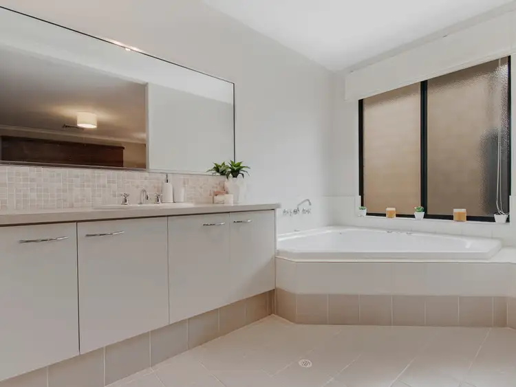 Fourth view of Homely house listing, 5 Hibiscus Way, Baldivis WA 6171