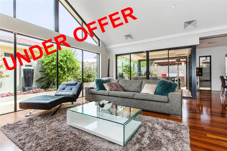 39 Gentilli Way, Salter Point WA 6152