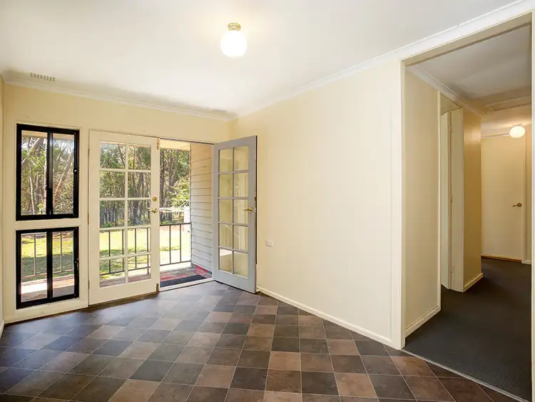 Fifth view of Homely house listing, 76 Sunset Point Drive, Mittagong NSW 2575