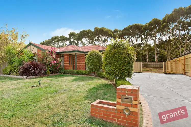 9 Daisy Court, Narre Warren South VIC 3805