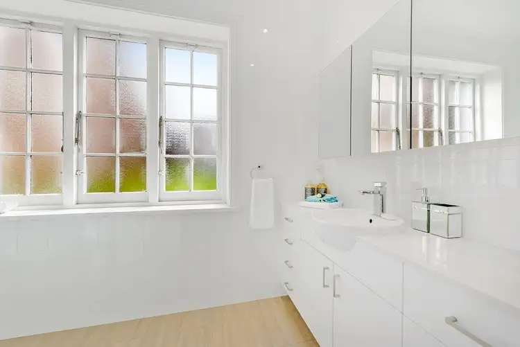 Sixth view of Homely apartment listing, 3/276 New South Head Road, Double Bay NSW 2028