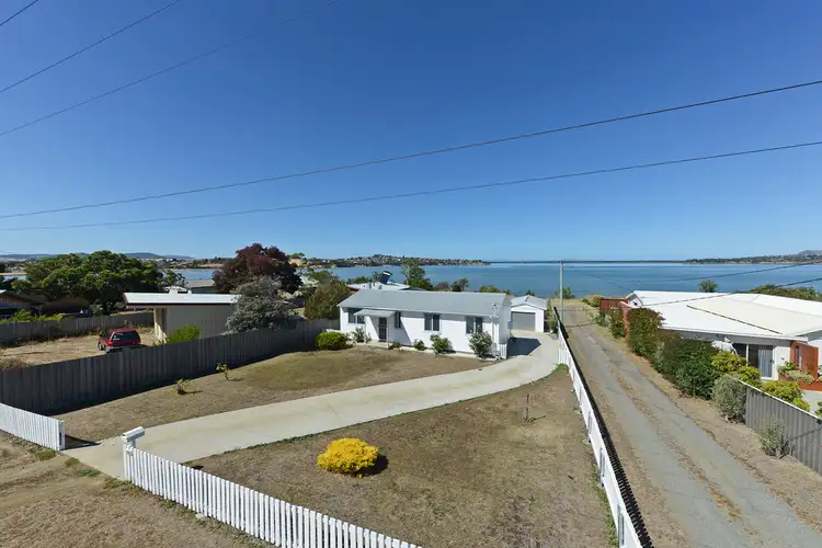 395 Shark Point Road, Penna TAS 7171