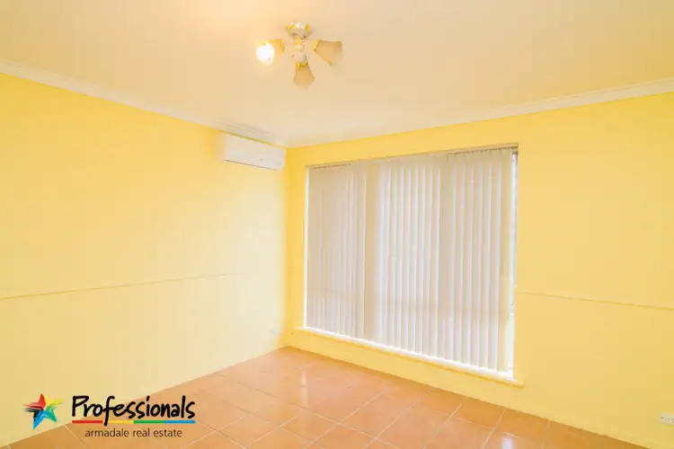 Seventh view of Homely house listing, 4 Gilbey Crt, Camillo WA 6111